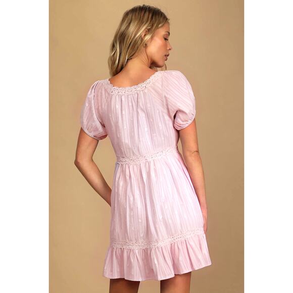 Lulus So Darling Light Pink Dotted Short Sleeve Mini Dress Large NWT - Picture 3 of 8